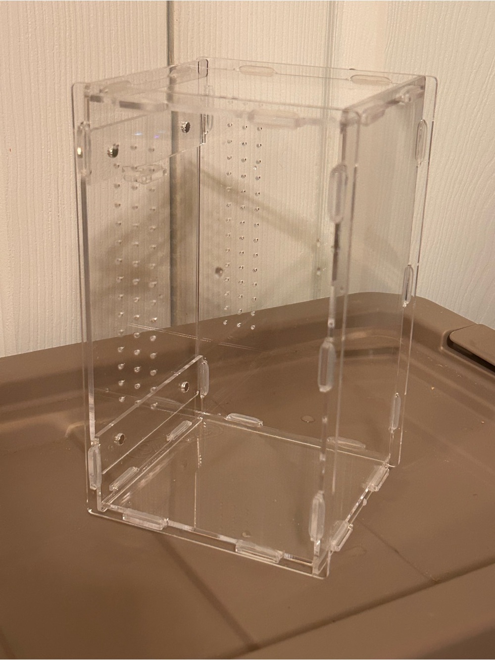 NEVER USED 4.5 x 5 x 8 inches Jumping Spider Enclosure - Picture 2 of 3
